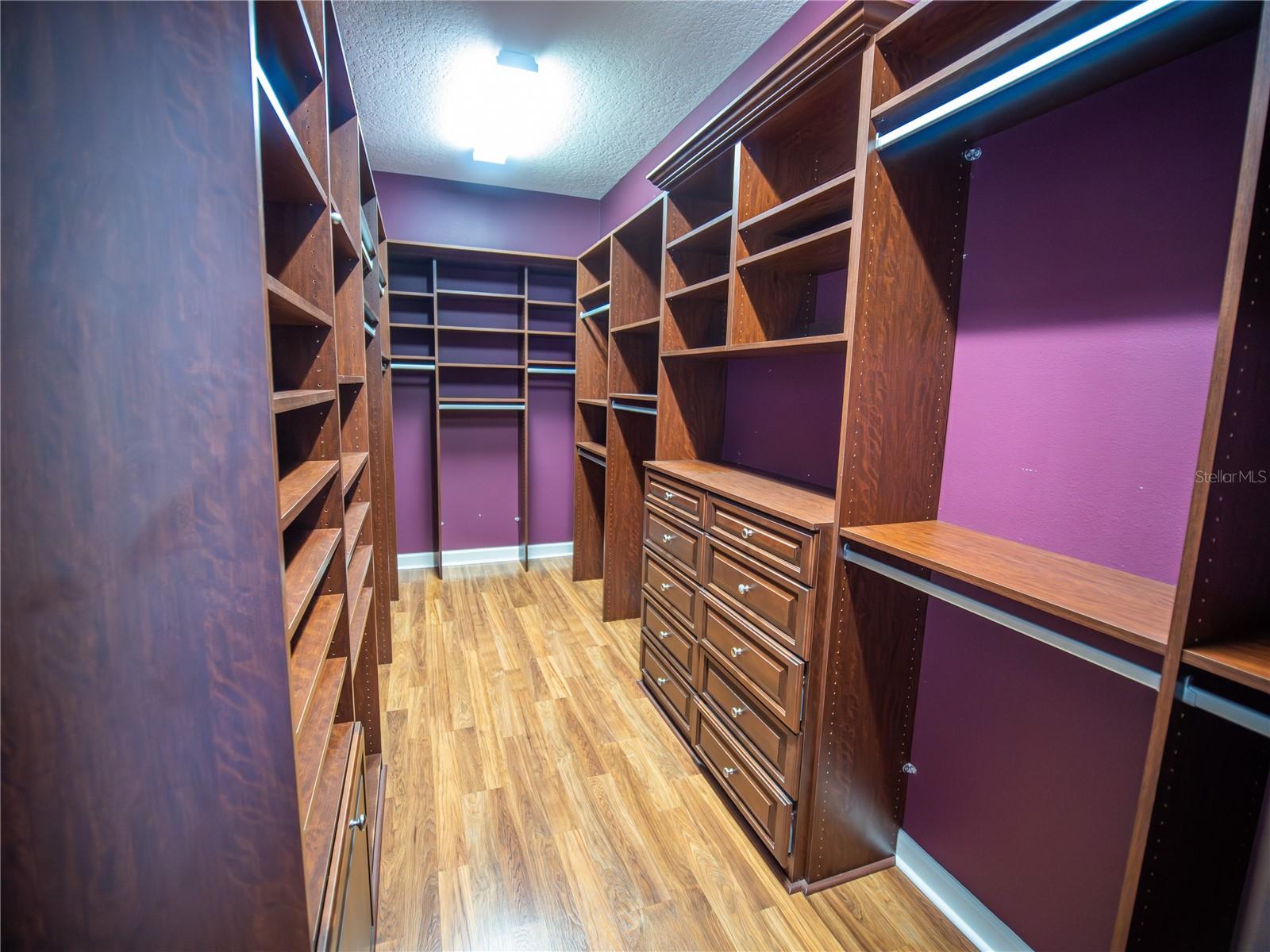 TAVARES ETOWAH PH 01 PB 45-49 LOT 39 ORB PG 1986 - Residential