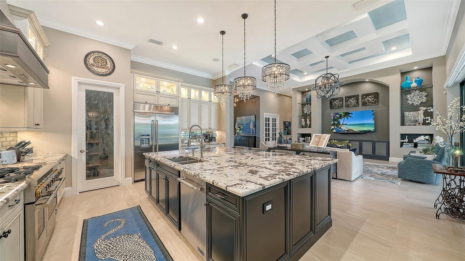 LAKE CLUB PH II - Residential