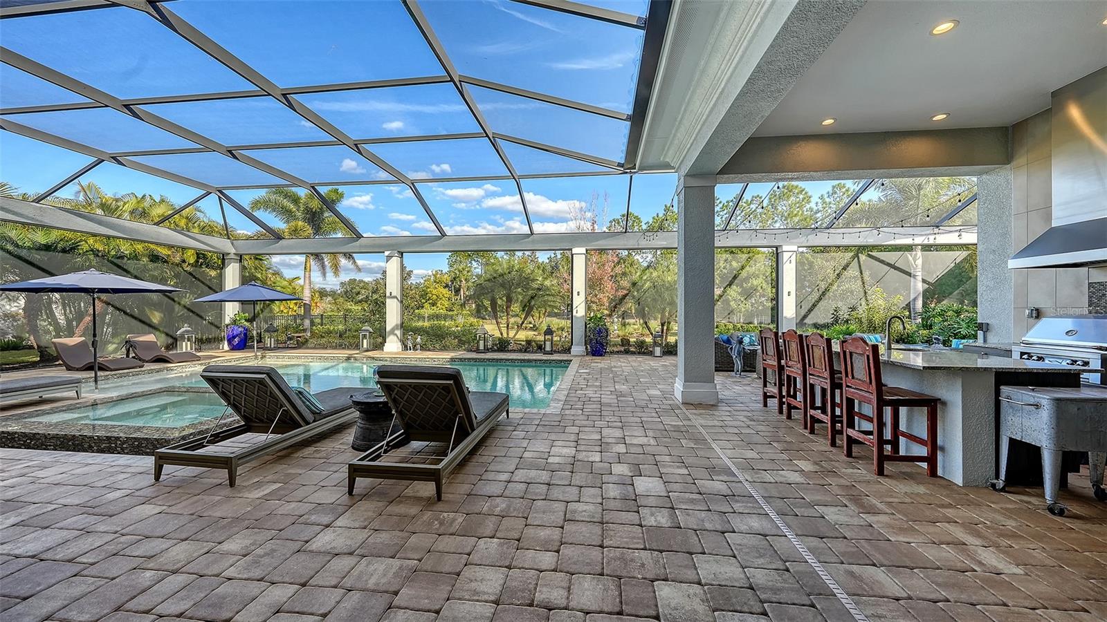 LAKE CLUB PH II - Residential