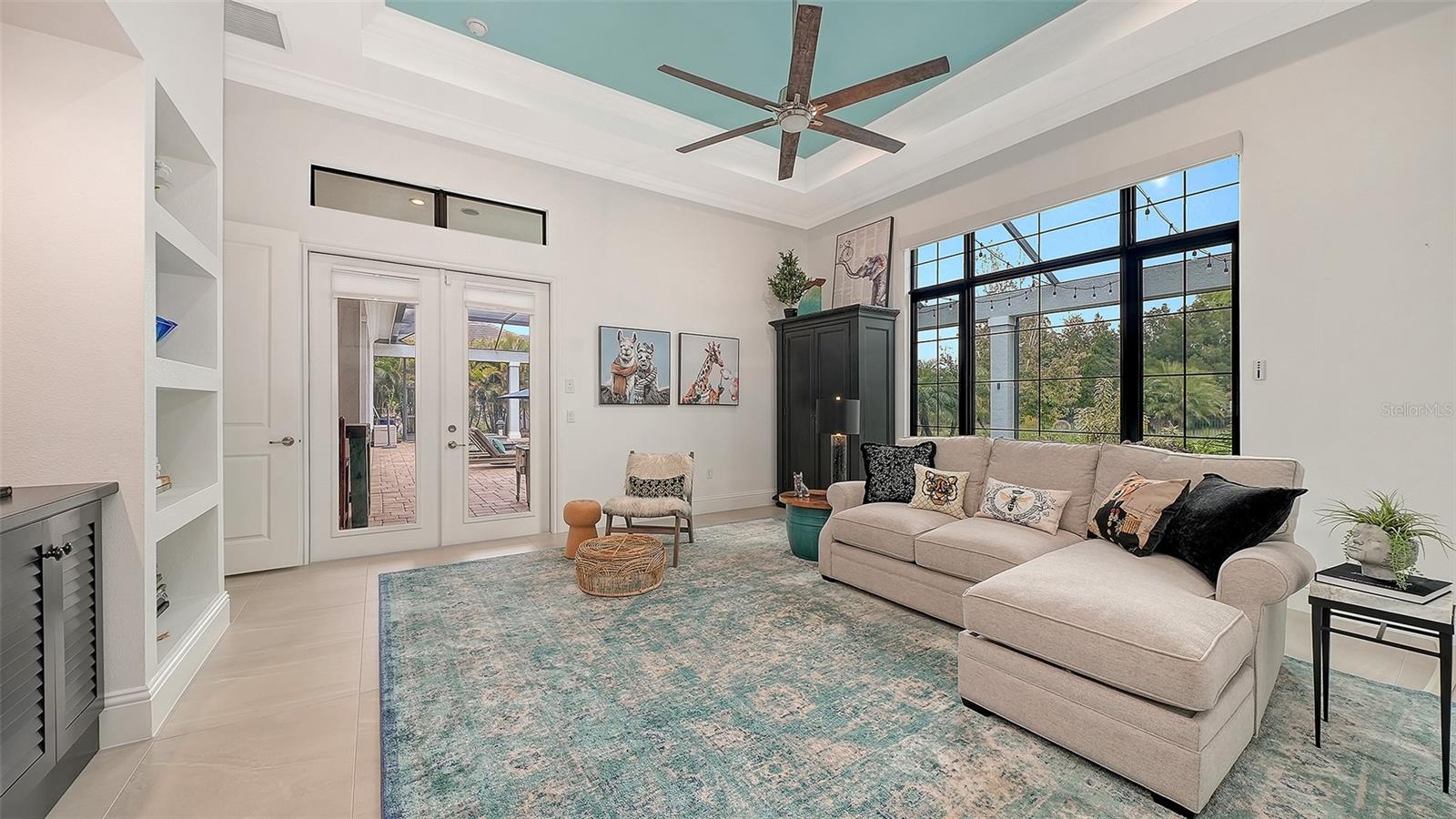 LAKE CLUB PH II - Residential