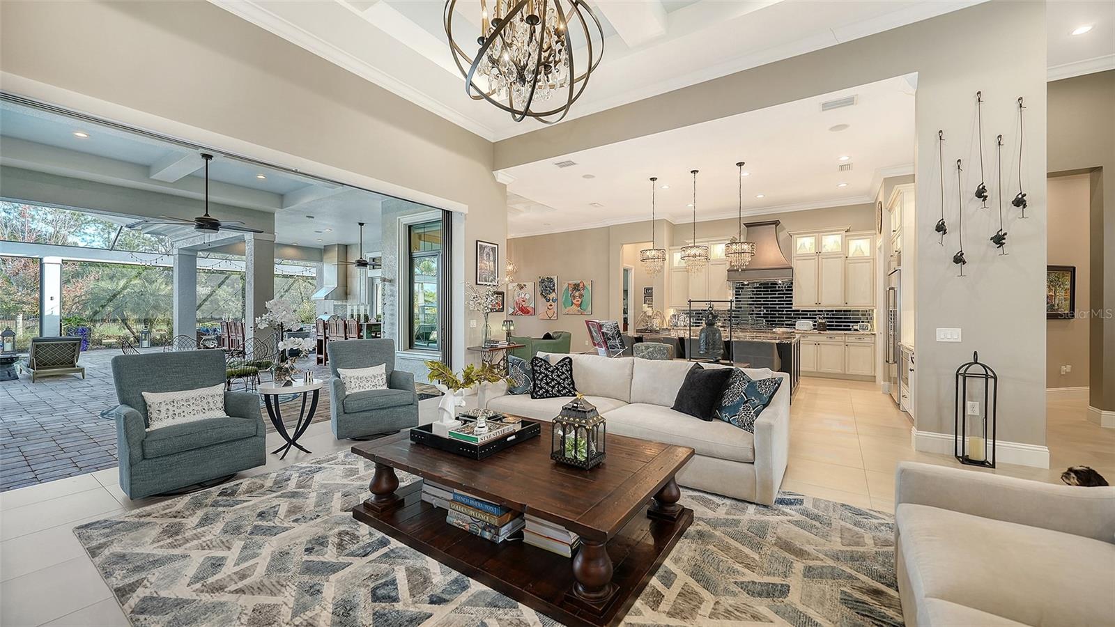 LAKE CLUB PH II - Residential