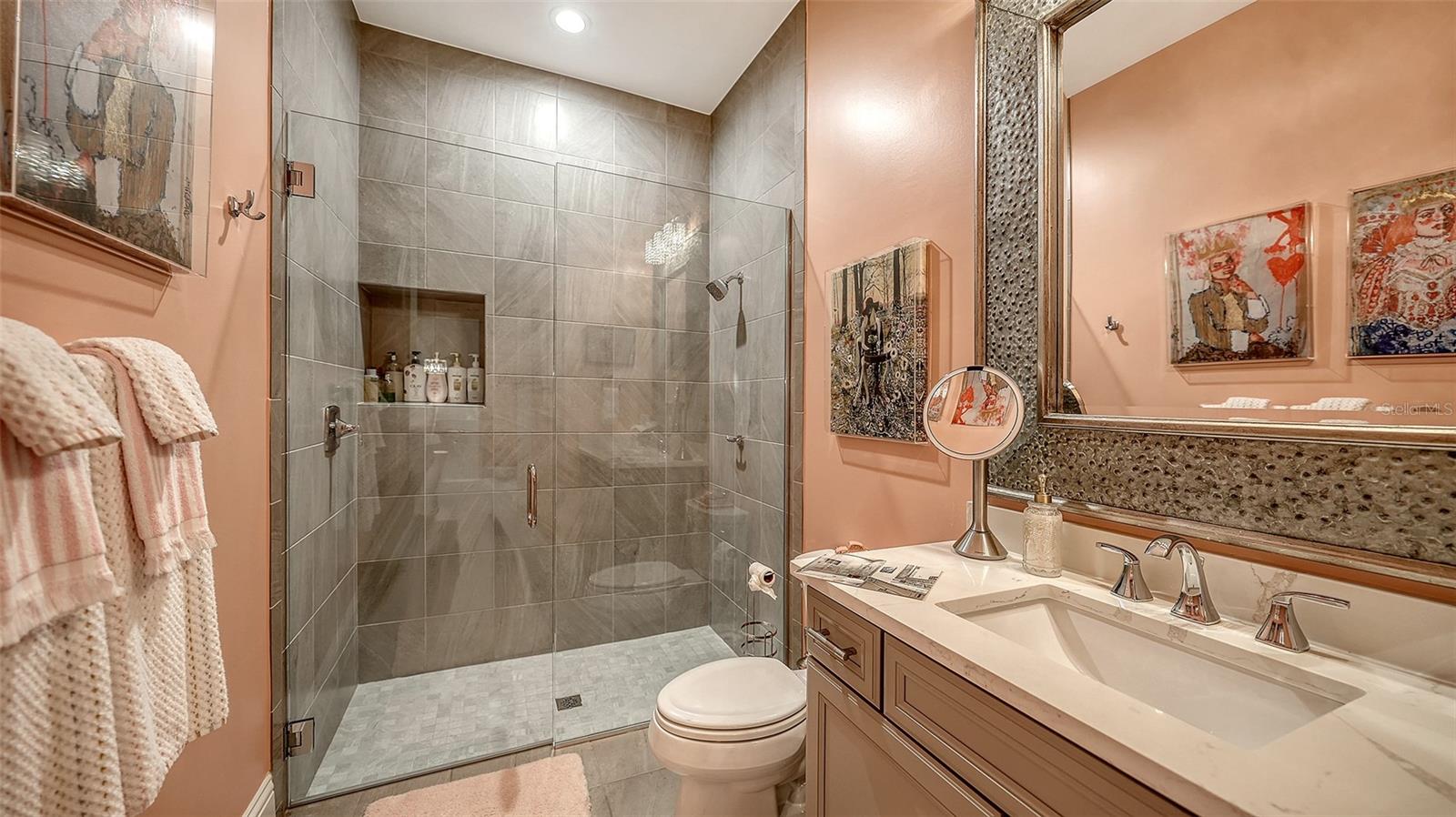 LAKE CLUB PH II - Residential