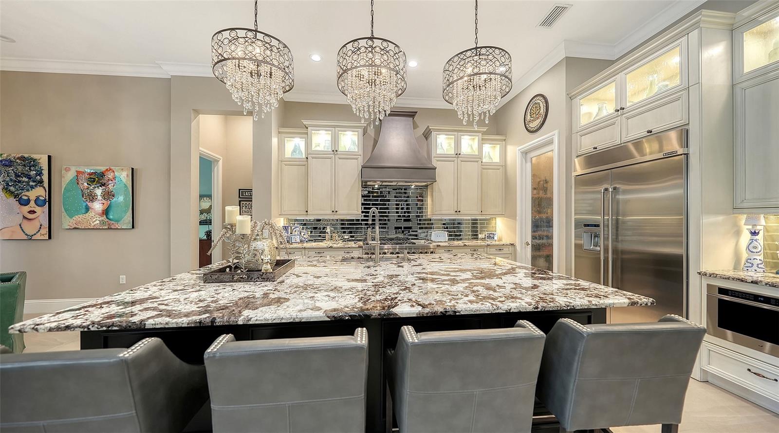 LAKE CLUB PH II - Residential