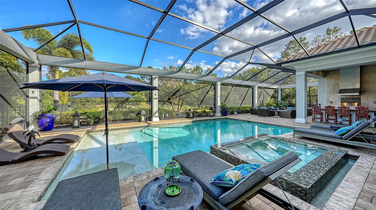 LAKE CLUB PH II - Residential