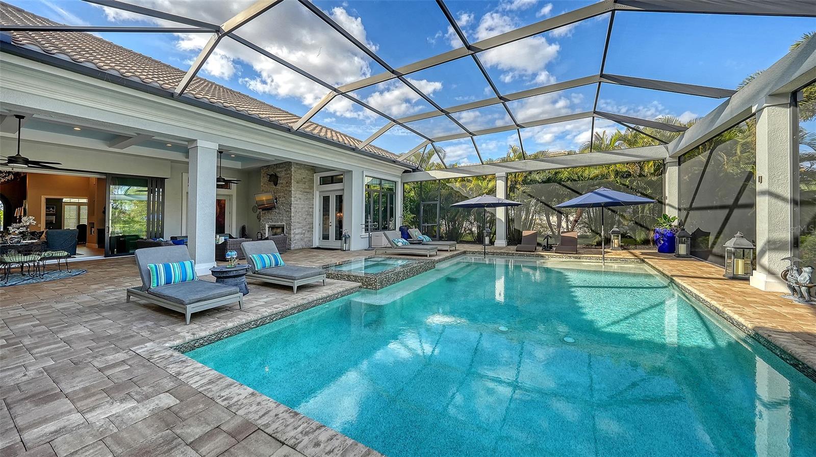 LAKE CLUB PH II - Residential