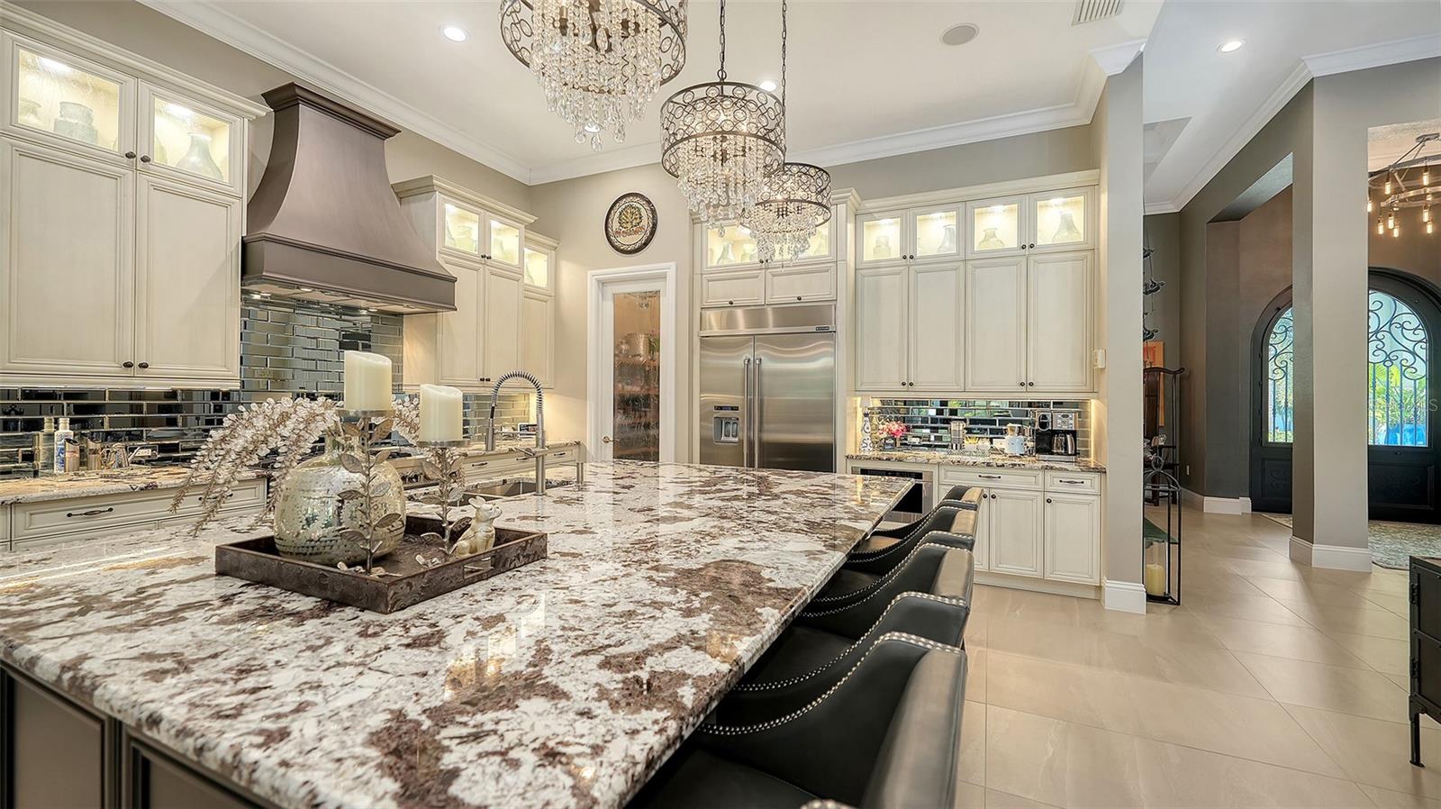 LAKE CLUB PH II - Residential