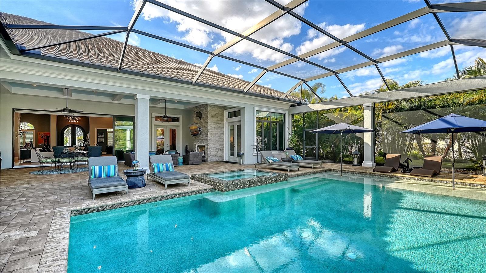 LAKE CLUB PH II - Residential