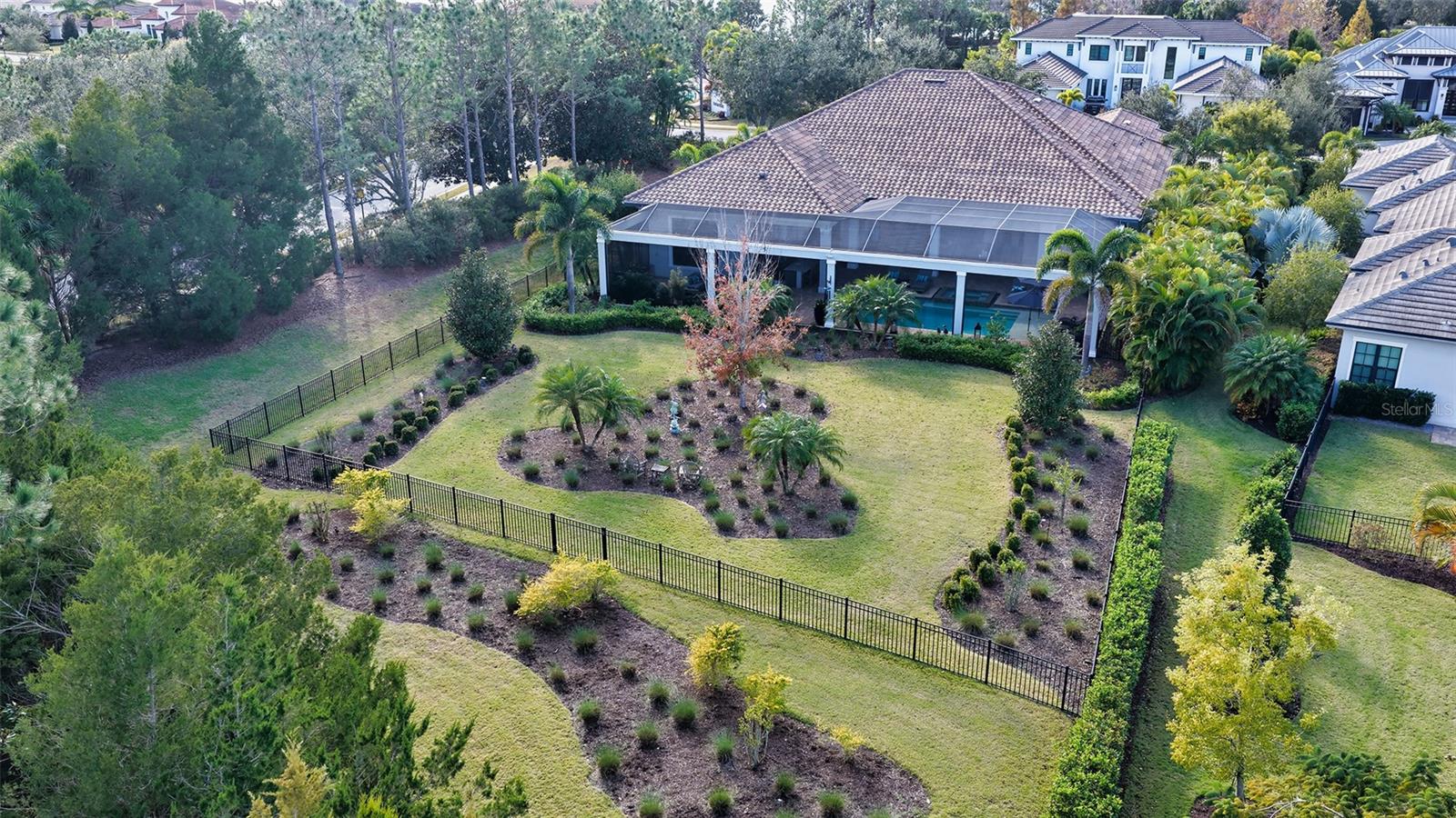 LAKE CLUB PH II - Residential