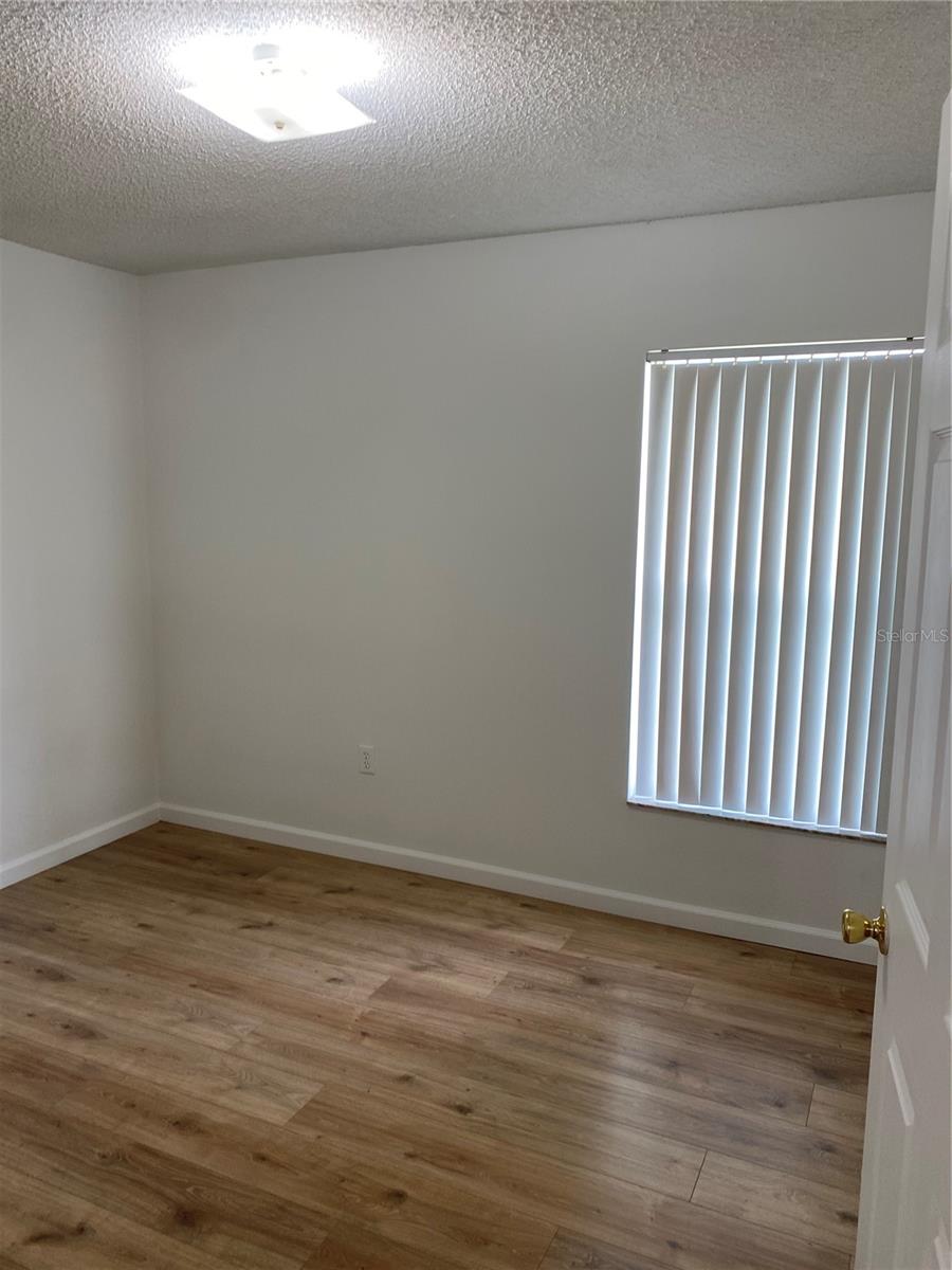 ROYAL RIDGE PH 02 - Residential Lease