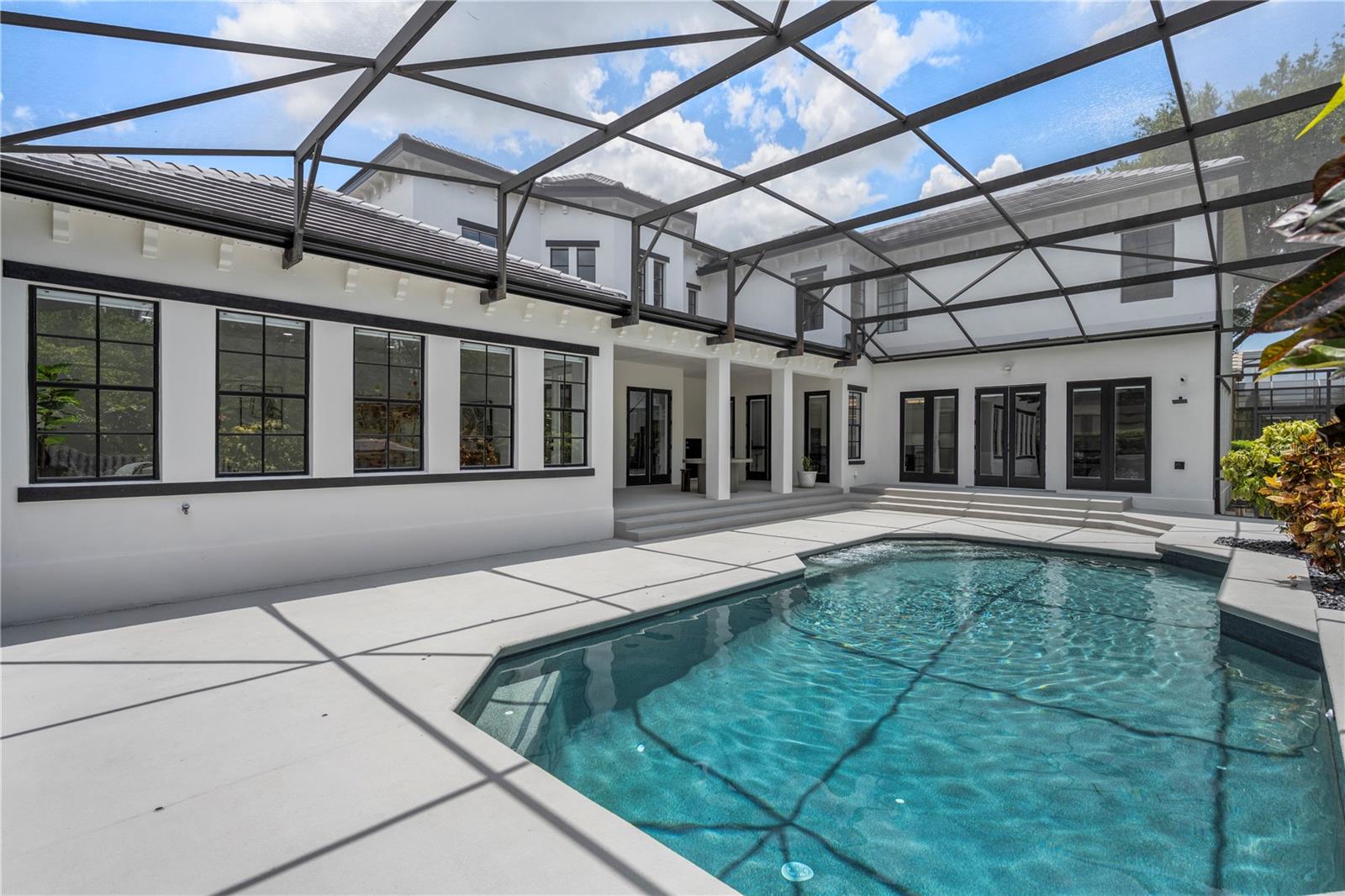 WATERS EDGE BOCA POINTE AT TURTLE CREEK - Residential