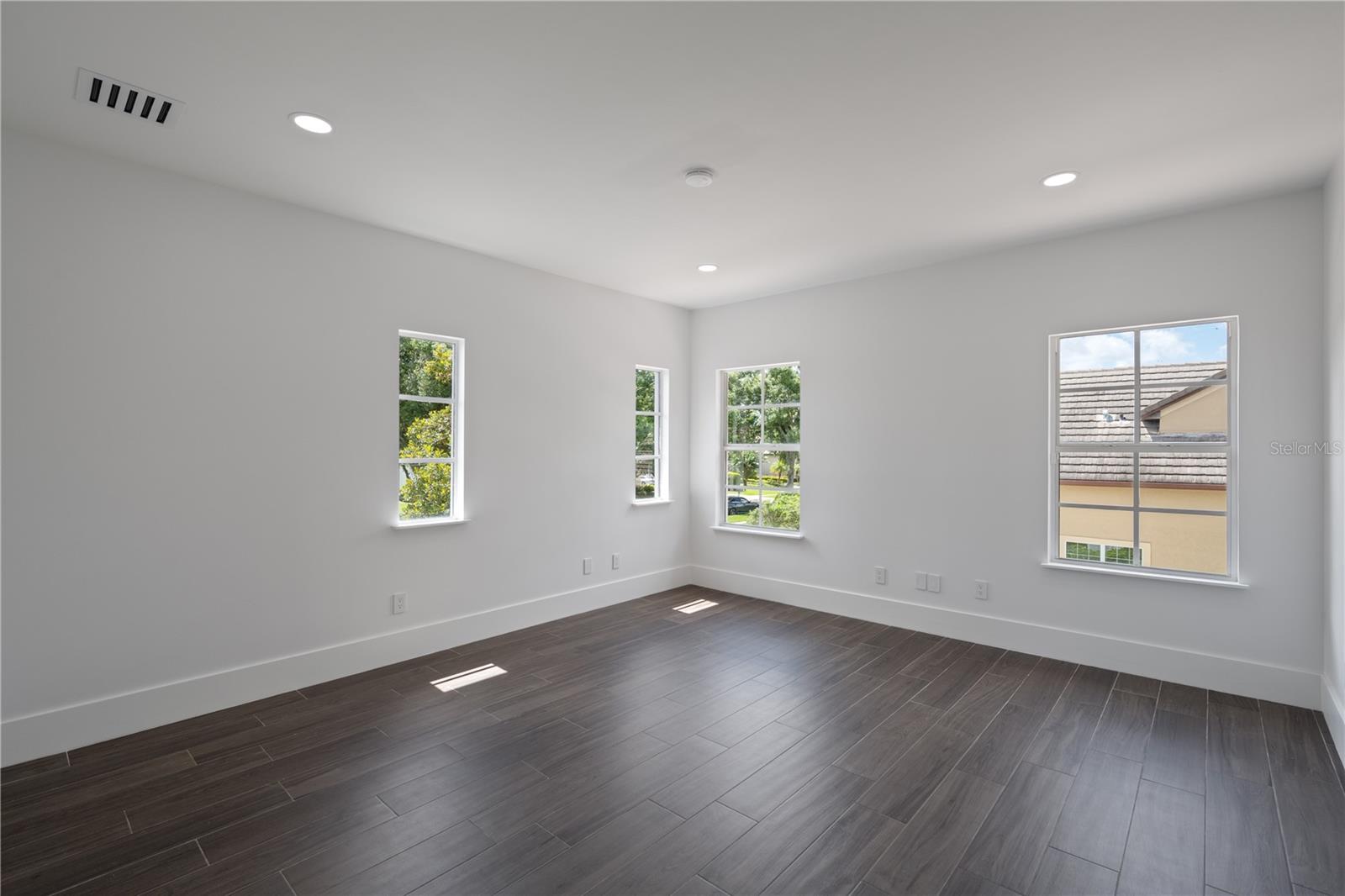 WATERS EDGE BOCA POINTE AT TURTLE CREEK - Residential