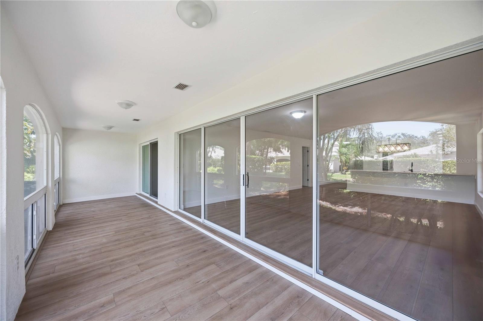CHANTECLAIRE - Residential