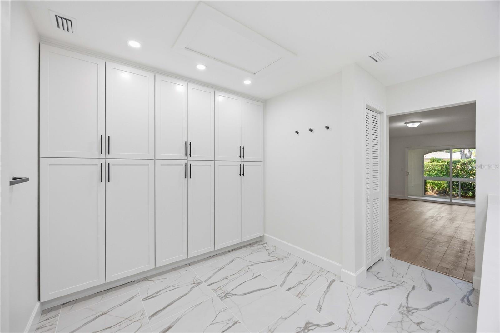 CHANTECLAIRE - Residential