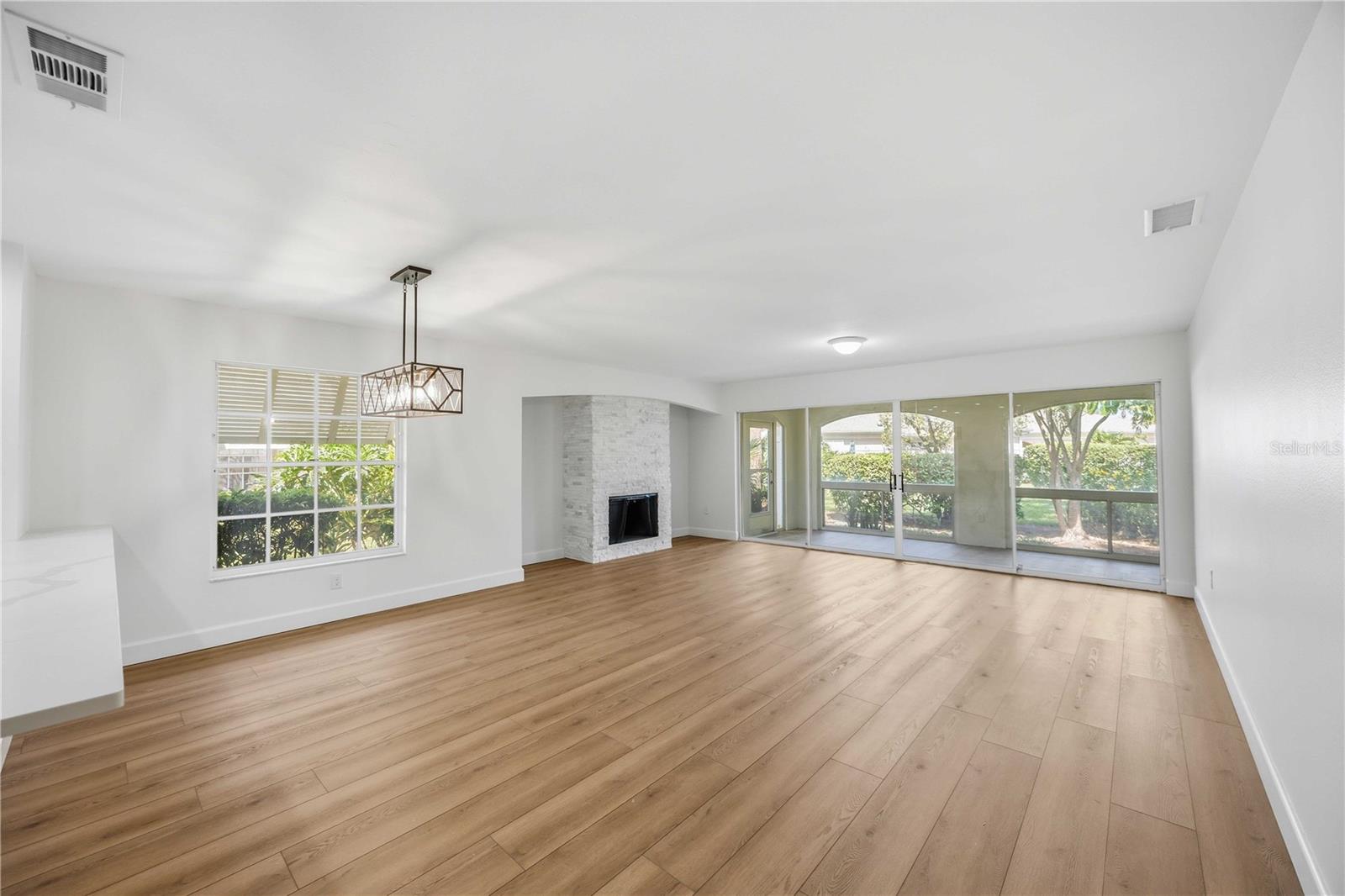 CHANTECLAIRE - Residential