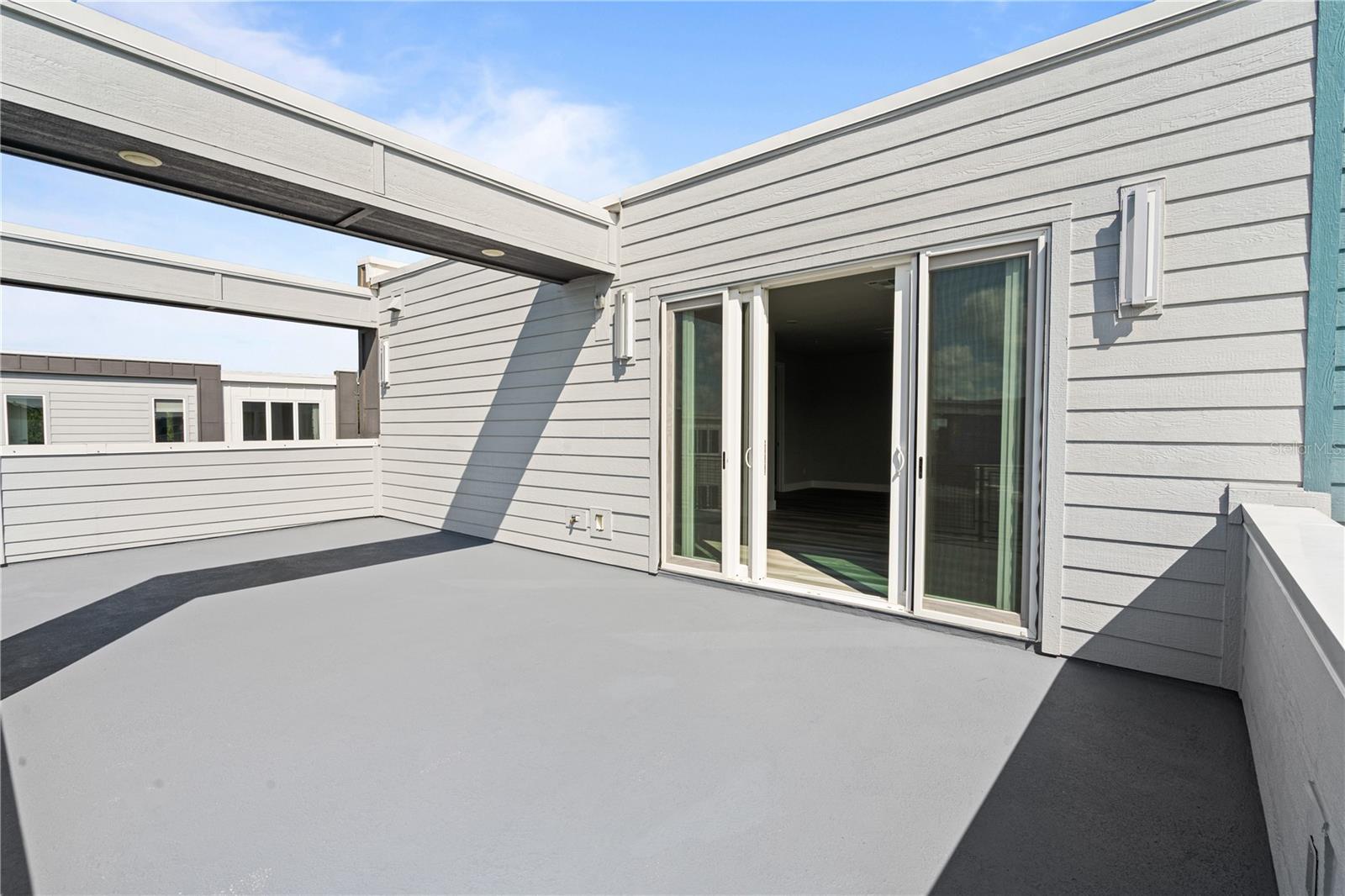 SPECTRUM AT REUNION CONDO PH 9A & 9B - Residential