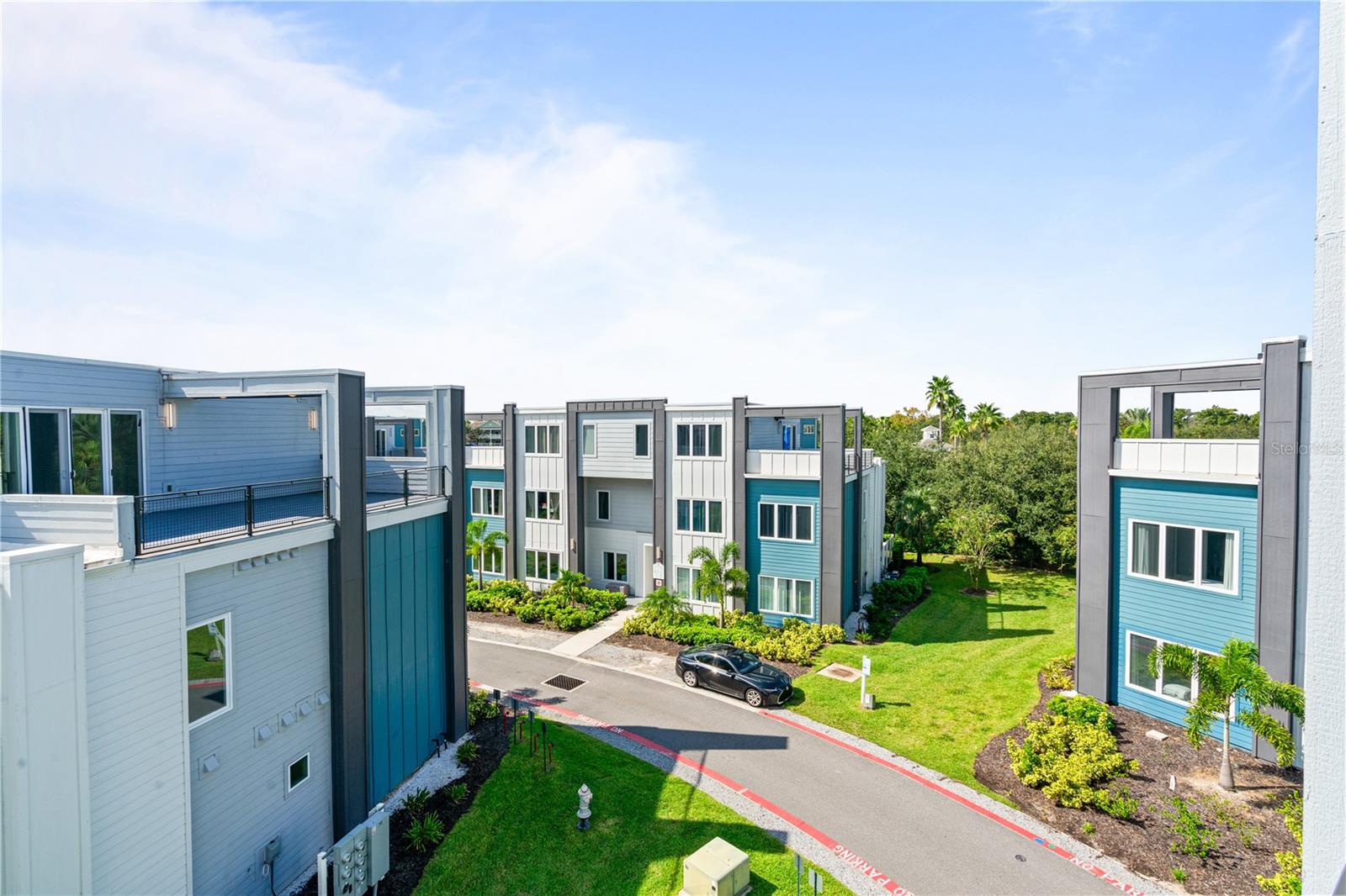 SPECTRUM AT REUNION CONDO PH 9A & 9B - Residential