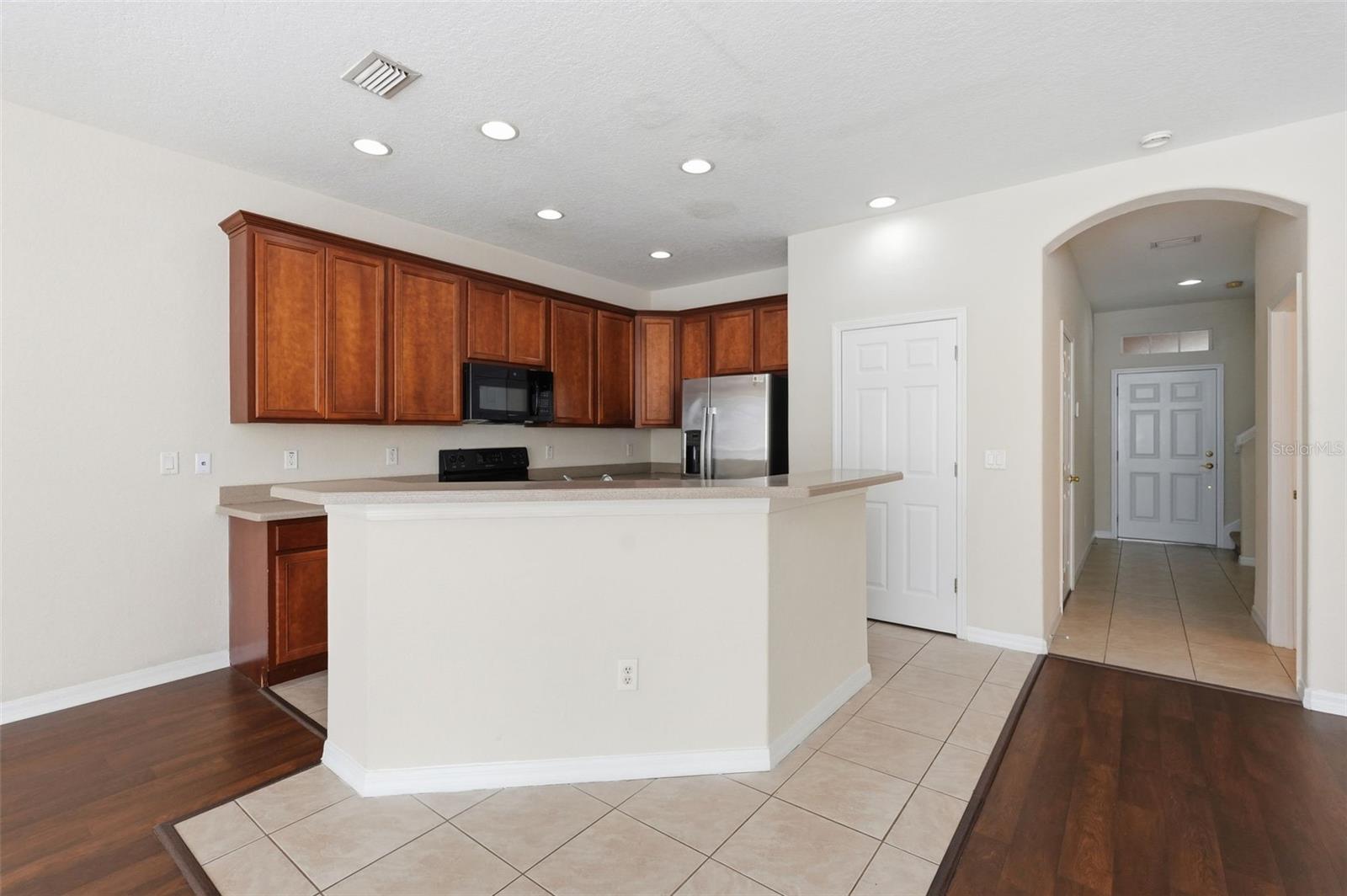 SEVEN OAKS - Residential