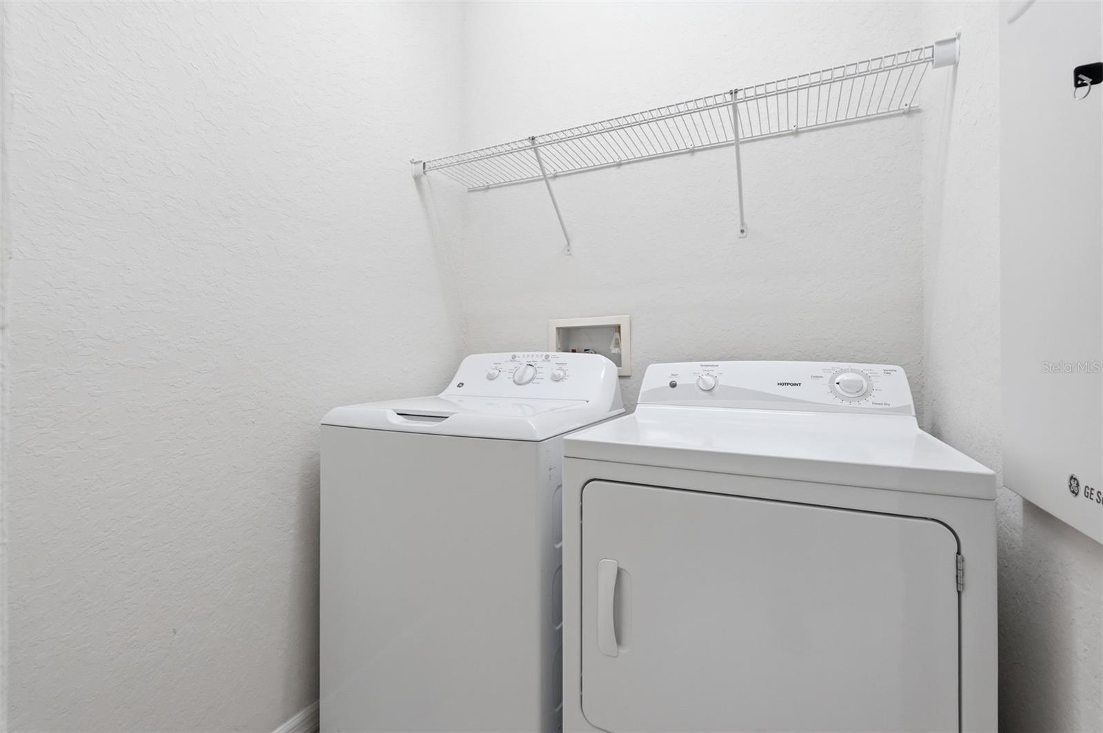 SEVEN OAKS - Residential