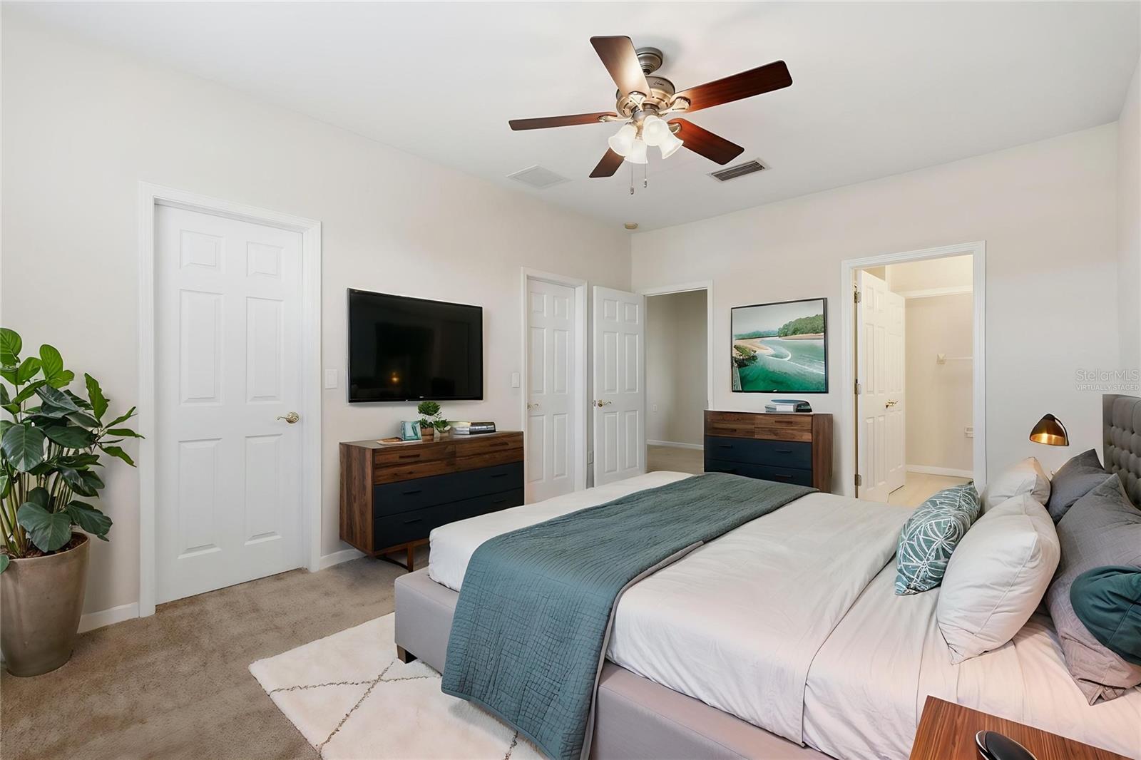 SEVEN OAKS - Residential