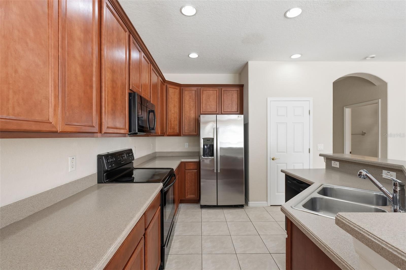 SEVEN OAKS - Residential