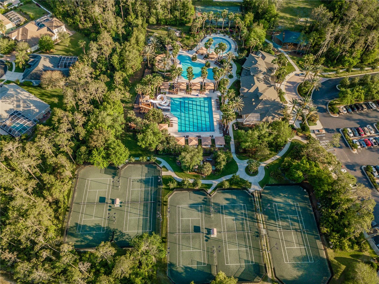 SEVEN OAKS - Residential