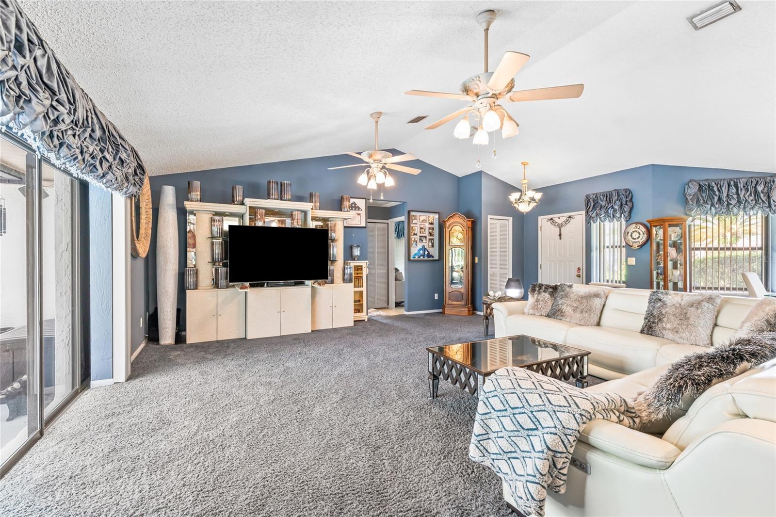 PALM COAST/EASTHAMPTON SEC 34 - Residential