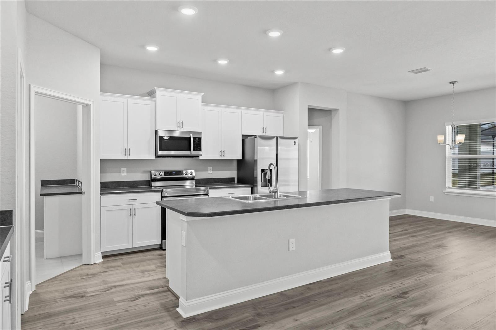 TREYMONT - Residential