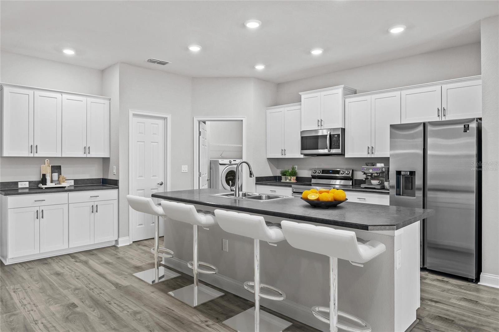 TREYMONT - Residential