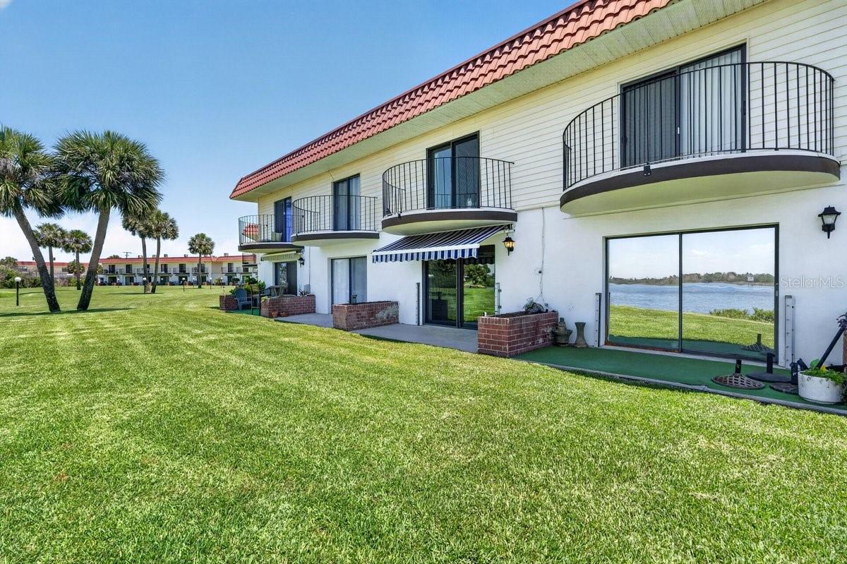 OCEAN PALM VILLAS SOUTH - Residential