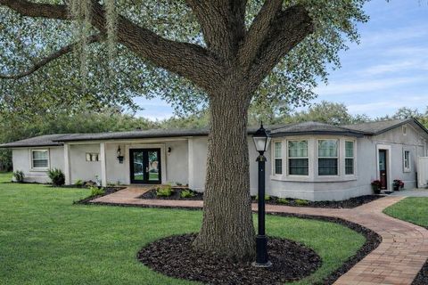 Photo of 2835 Sarasota Golf Club Boulevard, Sarasota, FL 34240 (MLS # A4676162)