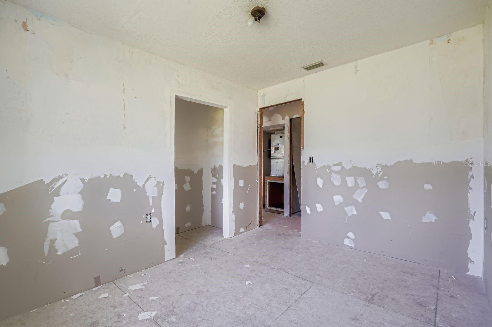 COUNTRY CLUB ADD TO OLDSMAR REV - Residential