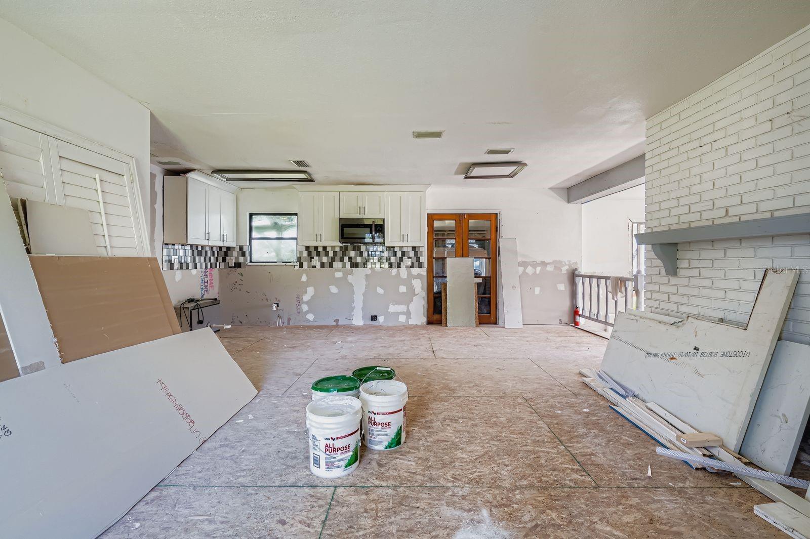 COUNTRY CLUB ADD TO OLDSMAR REV - Residential