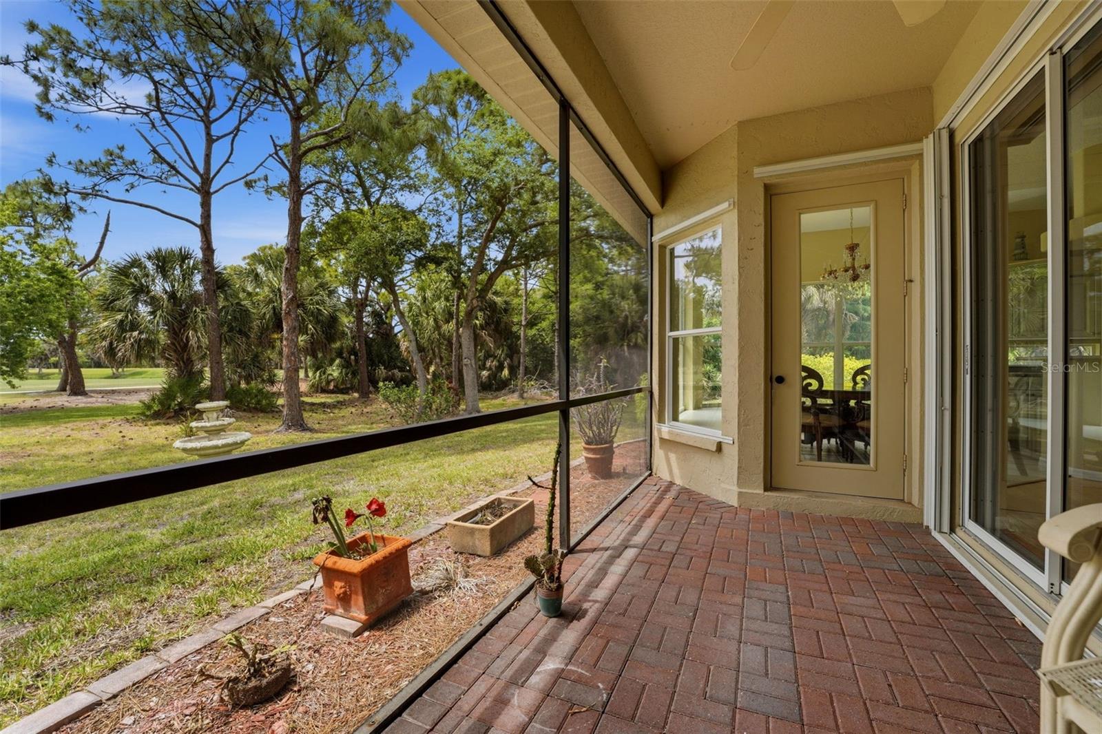 CALUSA LAKES - Residential