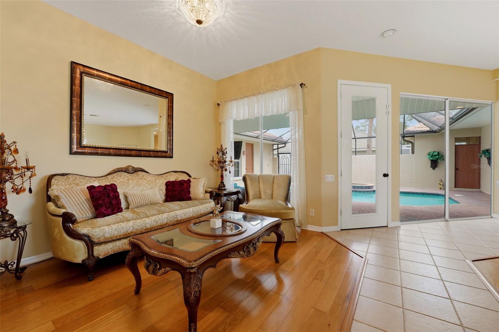 CALUSA LAKES - Residential
