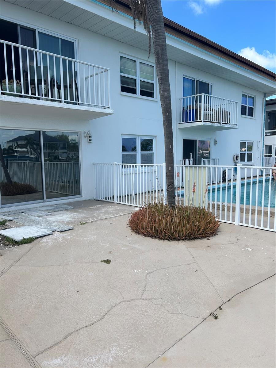 ISLA DEL CAPRI ADULT - Residential