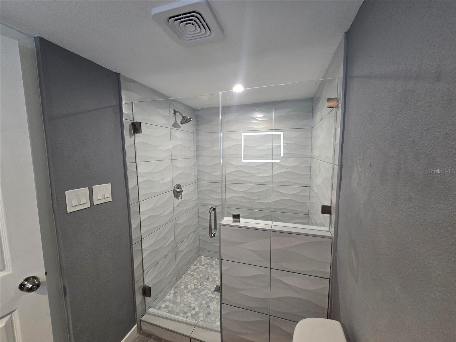 ISLA DEL CAPRI ADULT - Residential