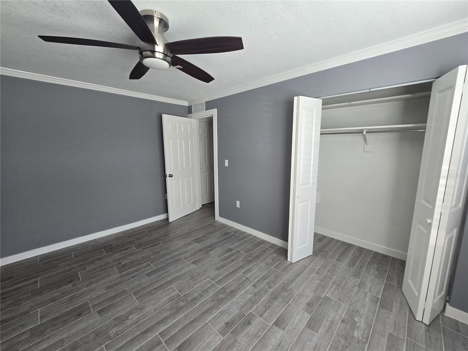 ISLA DEL CAPRI ADULT - Residential