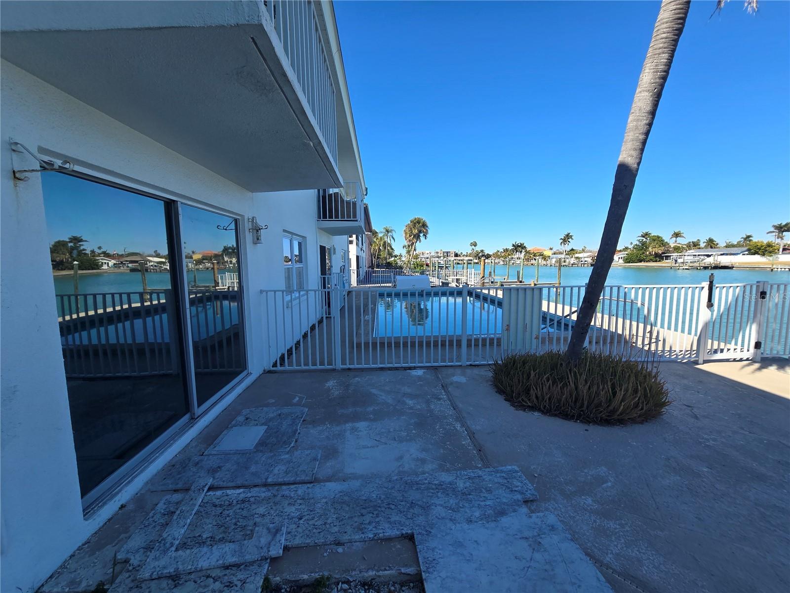 ISLA DEL CAPRI ADULT - Residential