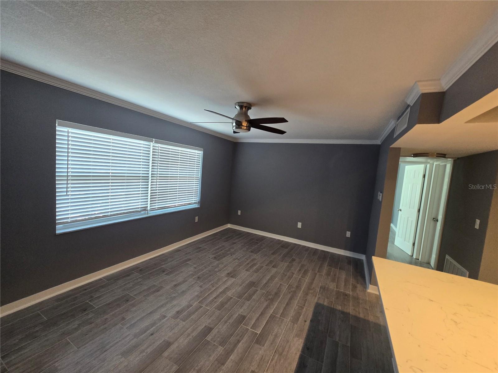 ISLA DEL CAPRI ADULT - Residential