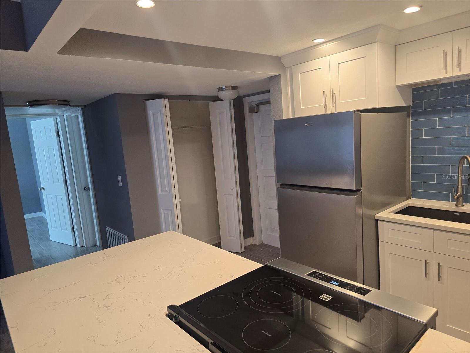 ISLA DEL CAPRI ADULT - Residential