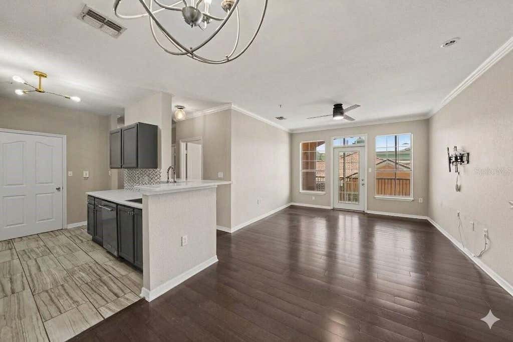 Photo of 5000 Culbreath Key Way #4203, Tampa, FL 33611 (MLS # A4702685)