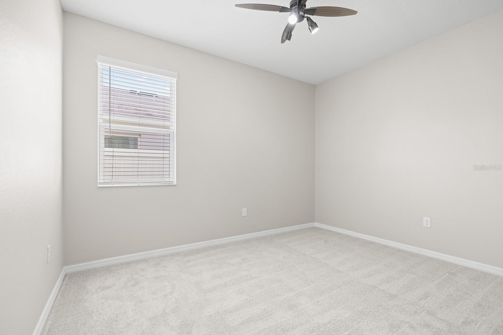 MIRABELLA - Residential Lease