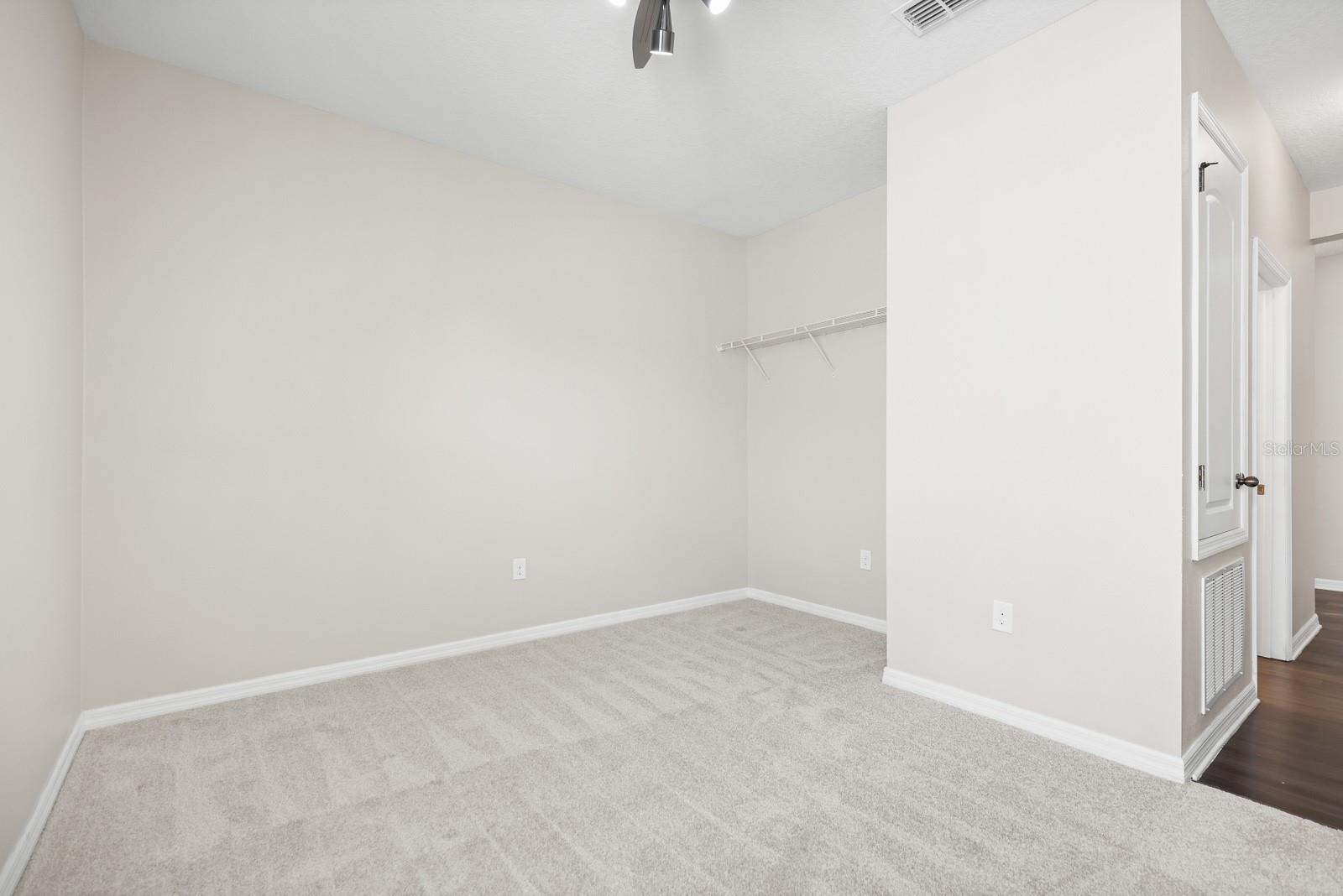 MIRABELLA - Residential Lease