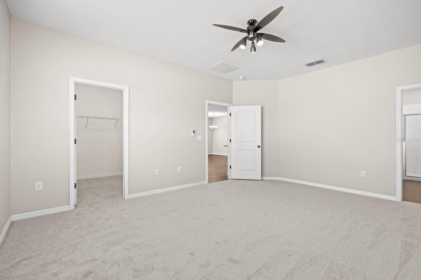 MIRABELLA - Residential Lease