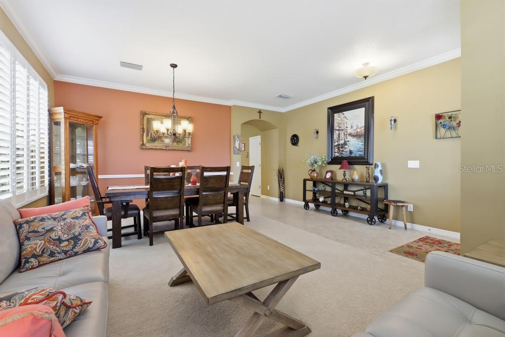 WELLINGTON WOODS - Residential