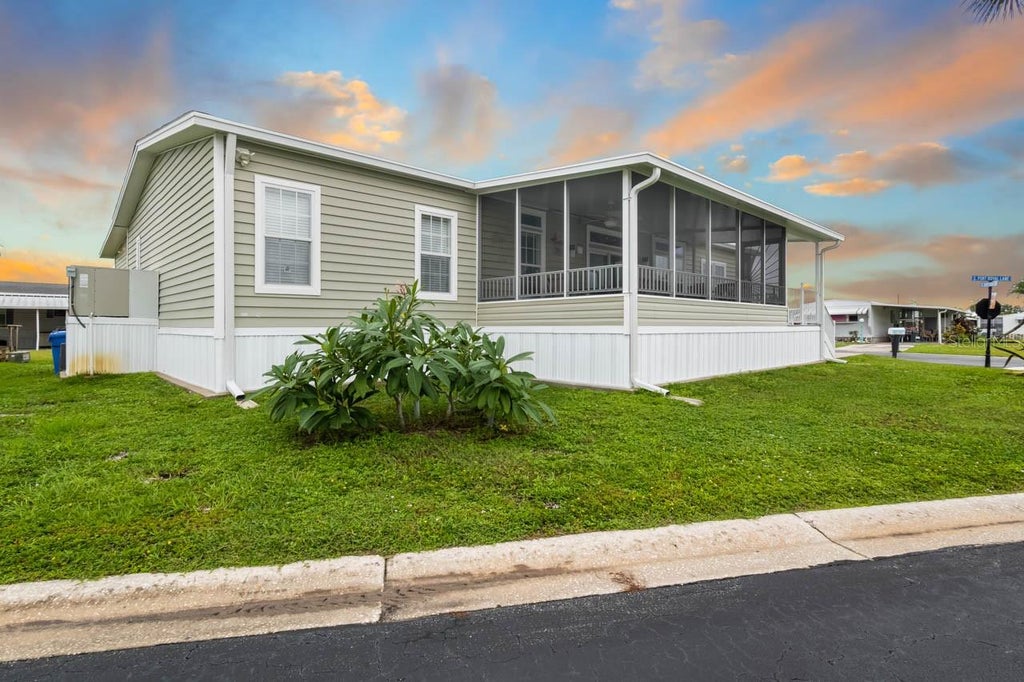 Photo of 102 E Saint Lucia Loop, Apollo Beach, FL 33572 (MLS # TB8551267)