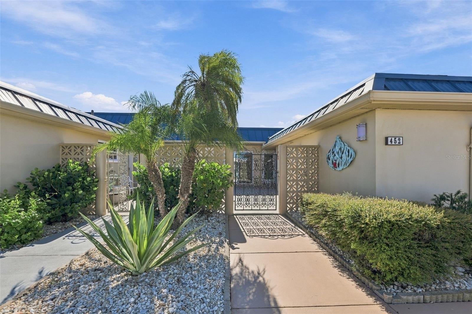 452 BOCA CIEGA POINT BOULEVARD S