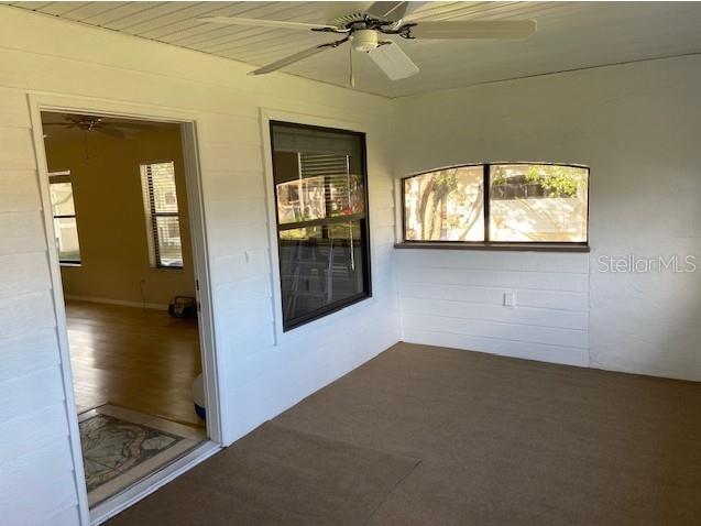 CENTRE COURT CONDO 01 PH 03 - Residential Lease