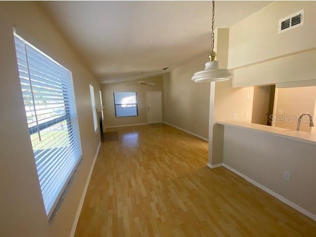 CENTRE COURT CONDO 01 PH 03 - Residential Lease