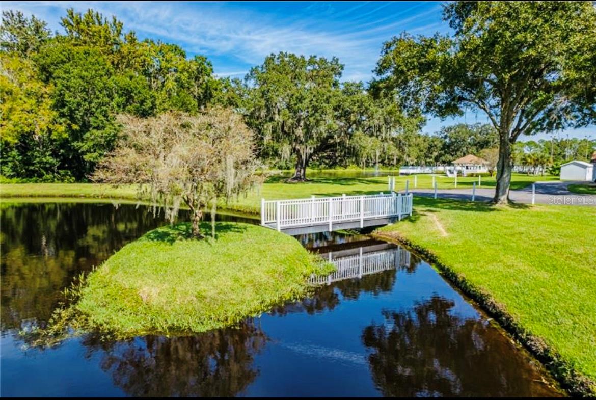 COLONNADES PH 02 - Residential